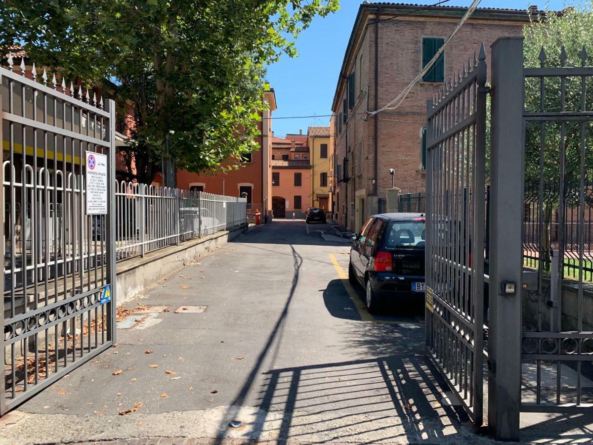 Bed In Bo Porta San Donato Apartman Bologna Kültér fotó